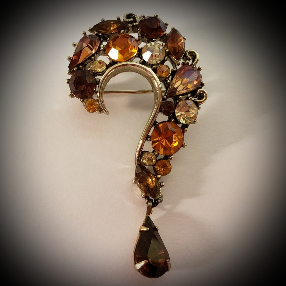 VINTAGE Lisner Pin & Earring Set - Picture 4 of 6